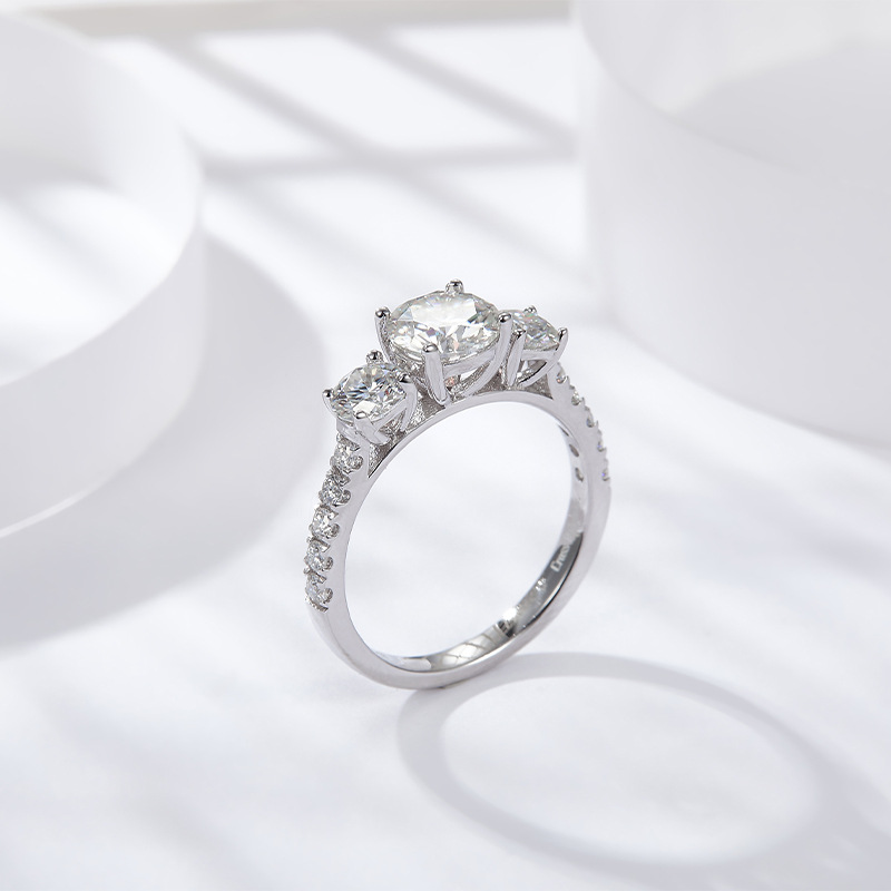 HTOTOH 3 Stone 1 Carat D Color - Moissanite Engagement Ring 1 Carat ulasan dan harga